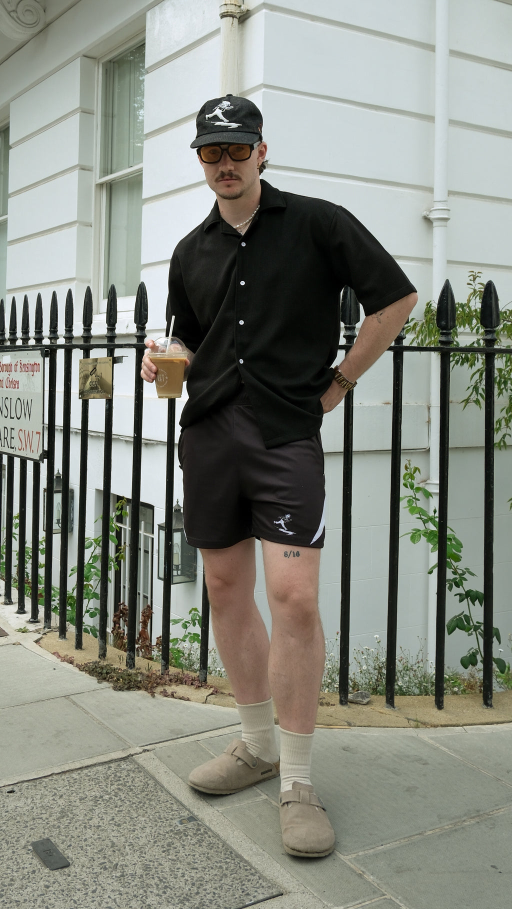 Isan Short - Black